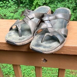 Merrel bronze leather sandals